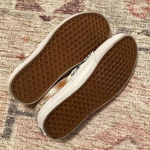 Vans ☀️ - Picture 4 of 4